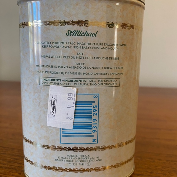 Vintage Marks and Spencer Magnolia Talc Powder Tin - Picture 5 of 5